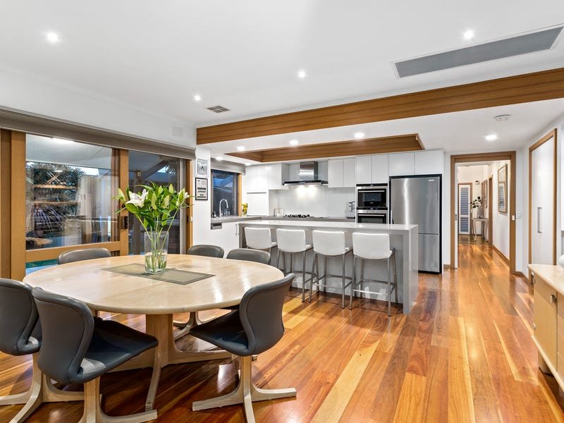Property Gallery Thumbnail 6