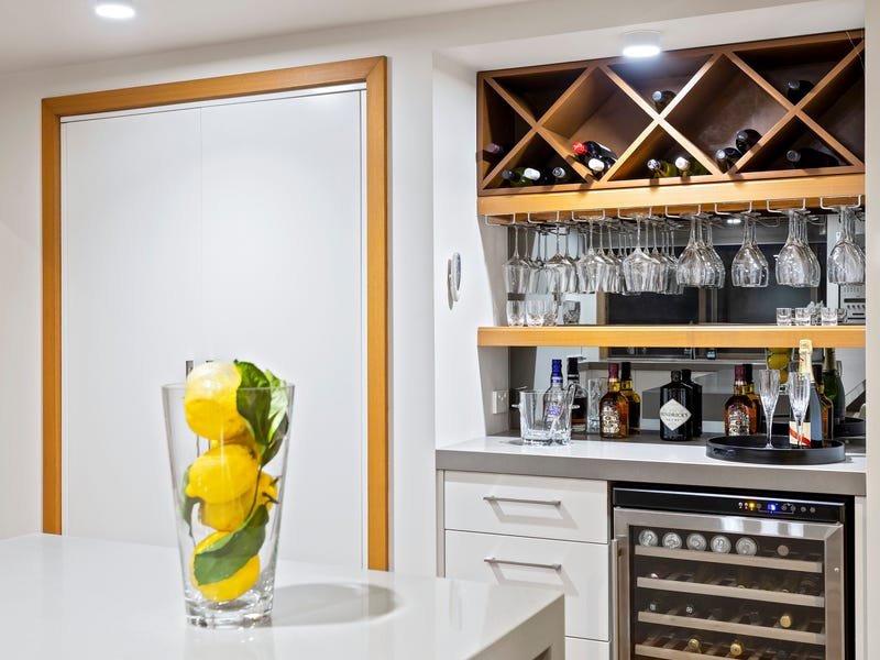 Property Gallery Thumbnail 9