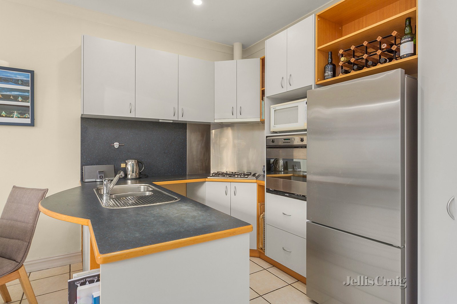 12 Henry Street, Kensington image 2
