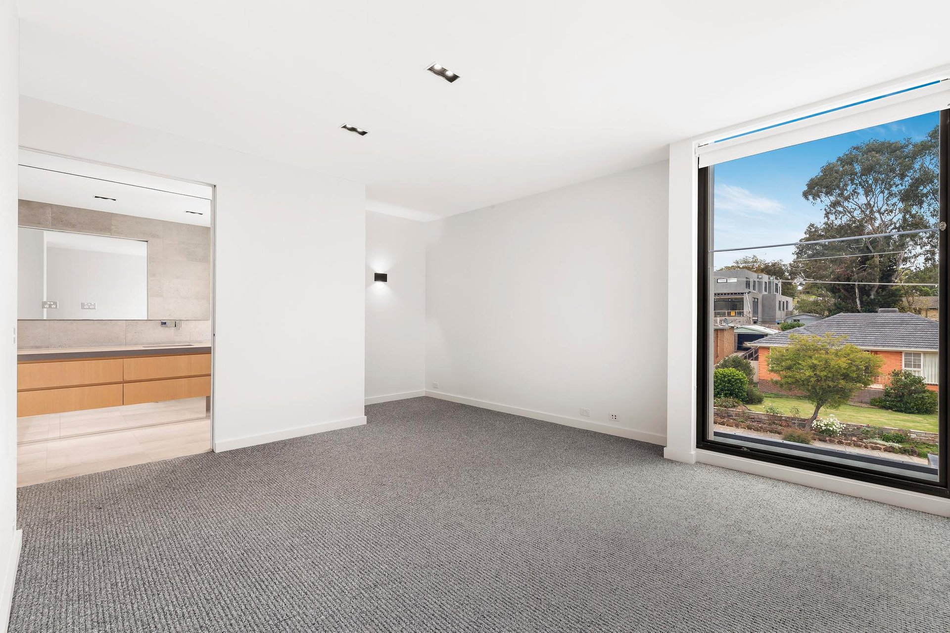 12 Heysham Way, Templestowe image 3