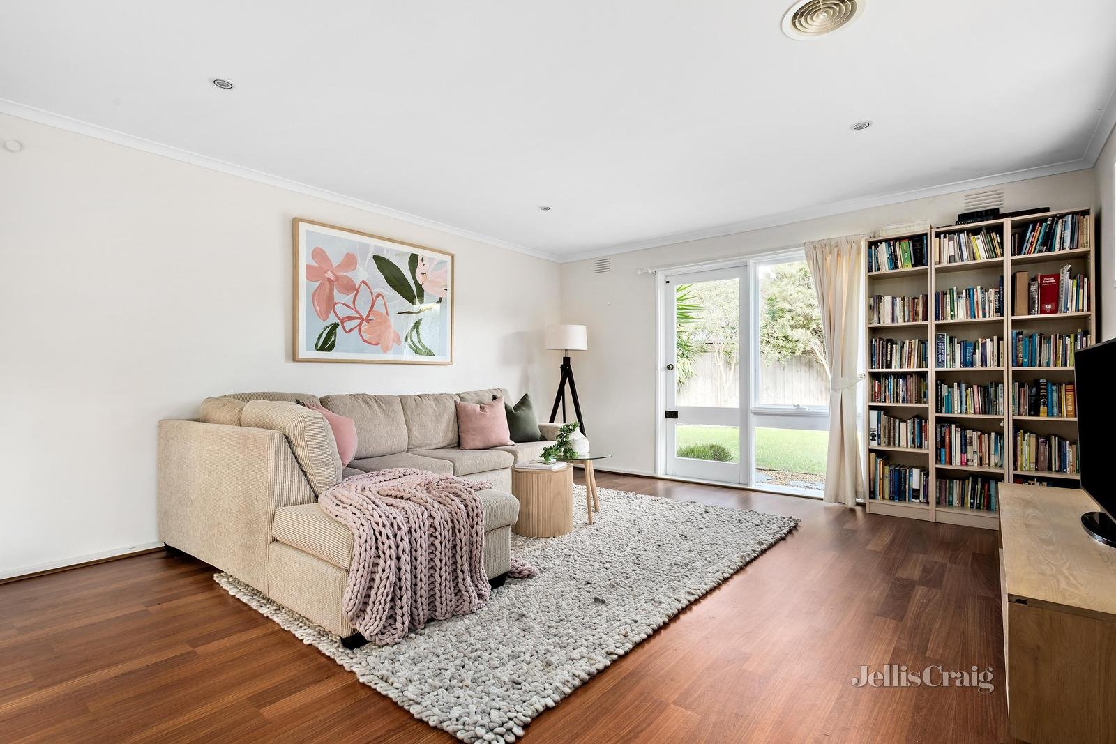 12 Hibiscus Avenue, Cheltenham image 7