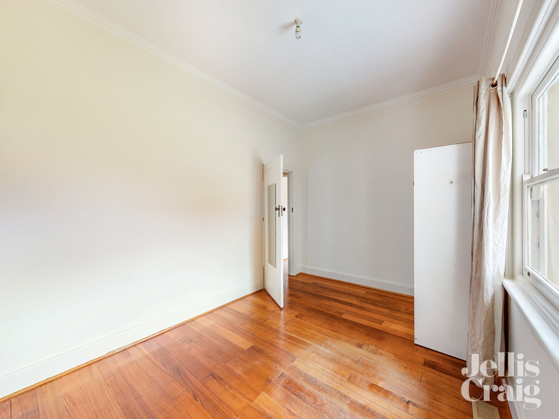 12 Higgins Road, Bentleigh image 6