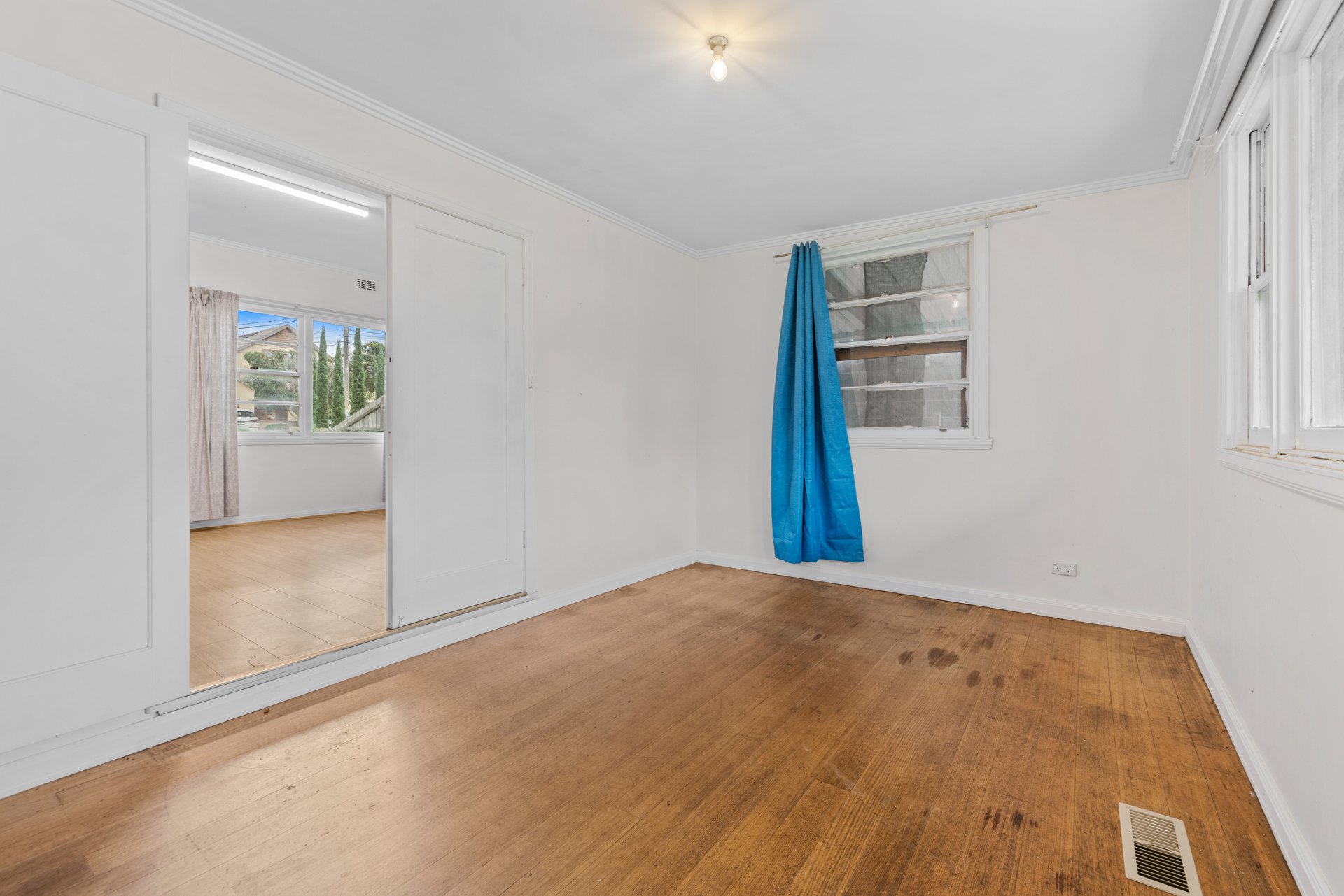 12 Highfield Avenue, Blackburn&nbsp;South image 8