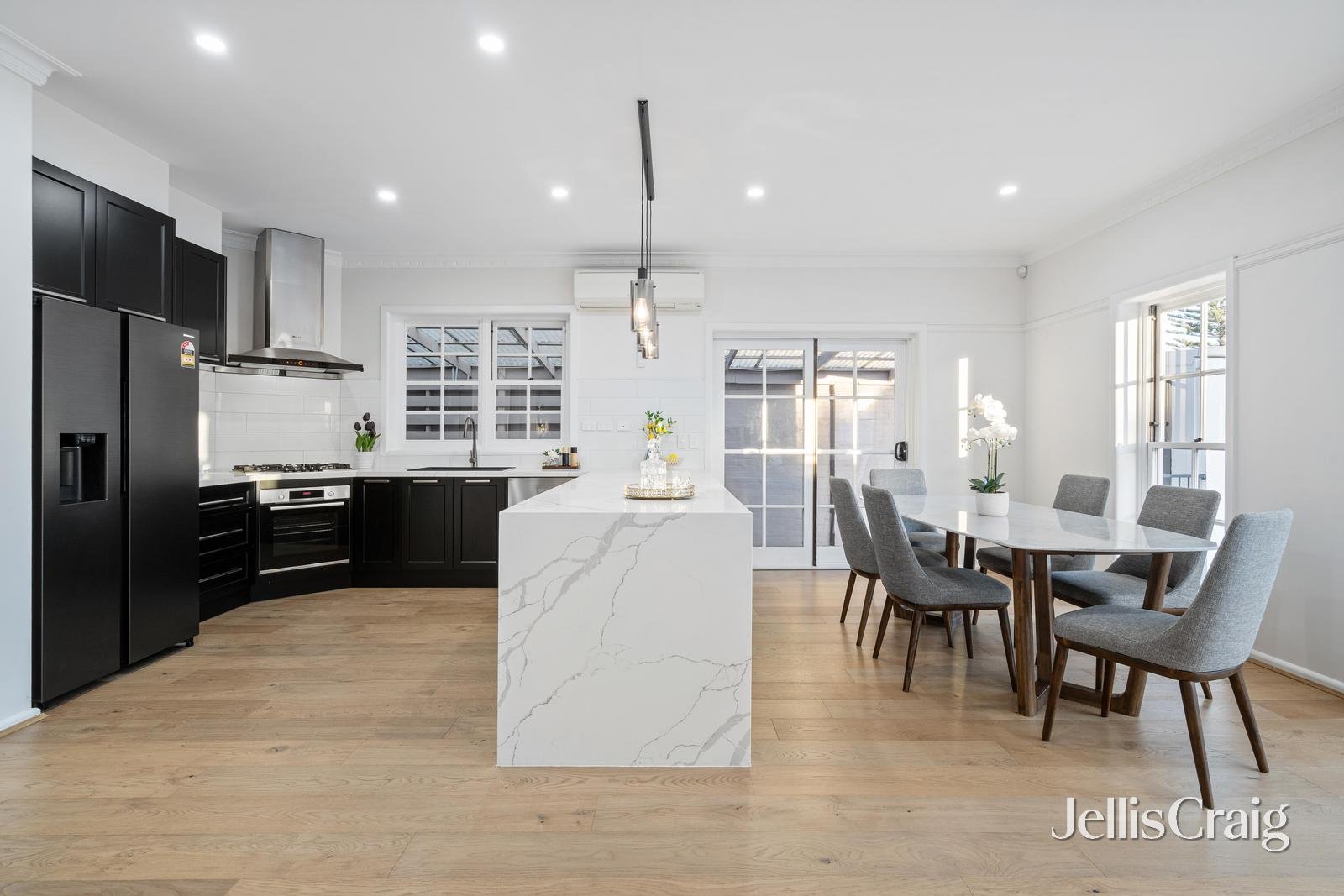 12 Highview Road, Bentleigh East image 6