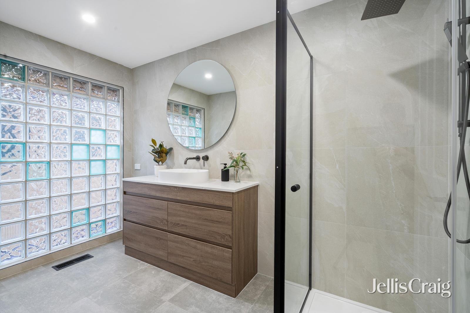 12 Highview Road, Bentleigh East image 18