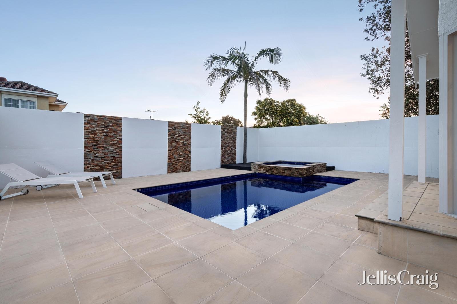 12 Highview Road, Bentleigh East image 20