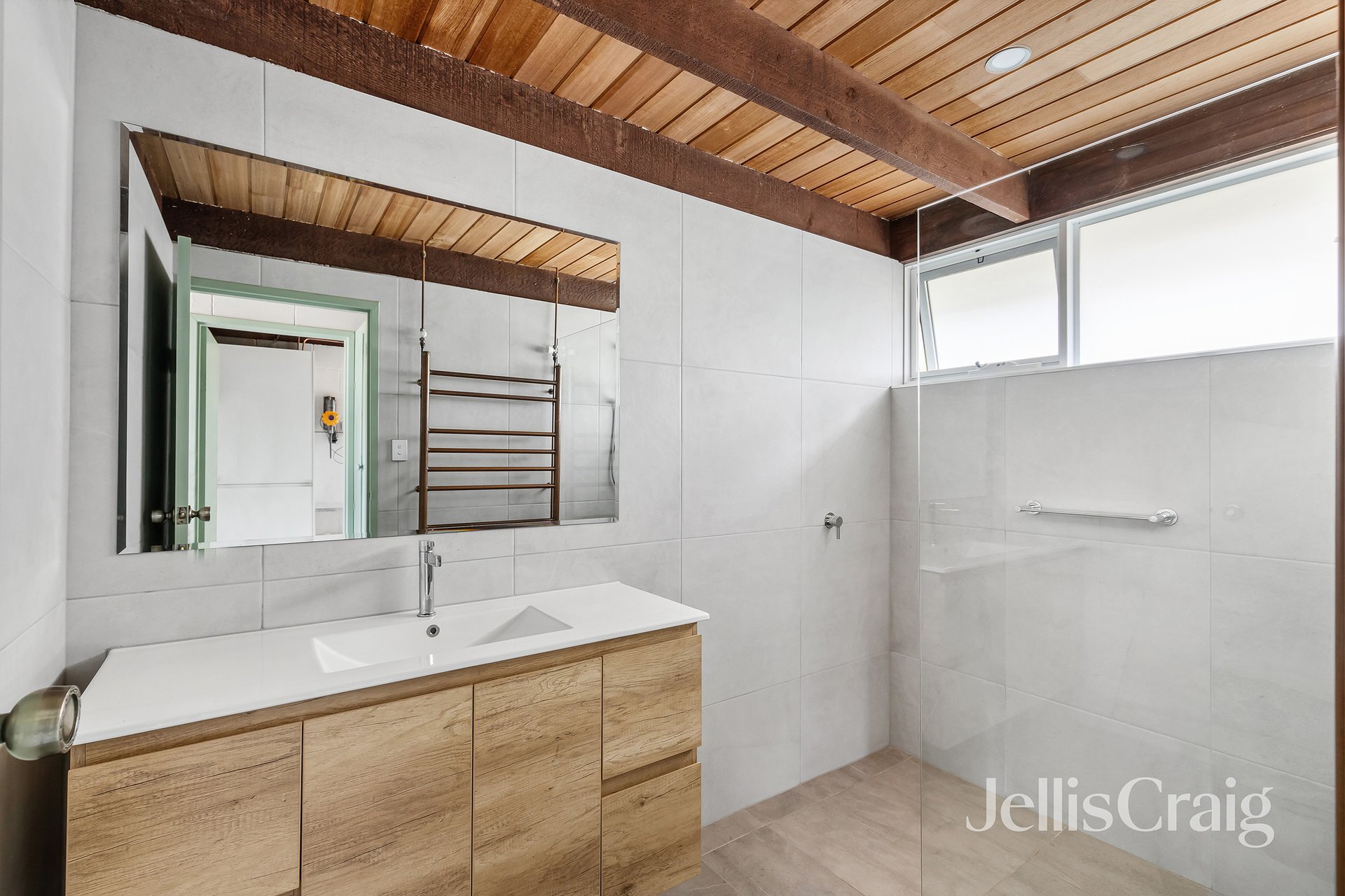 12 Hillcrest Road, Eltham North image 8