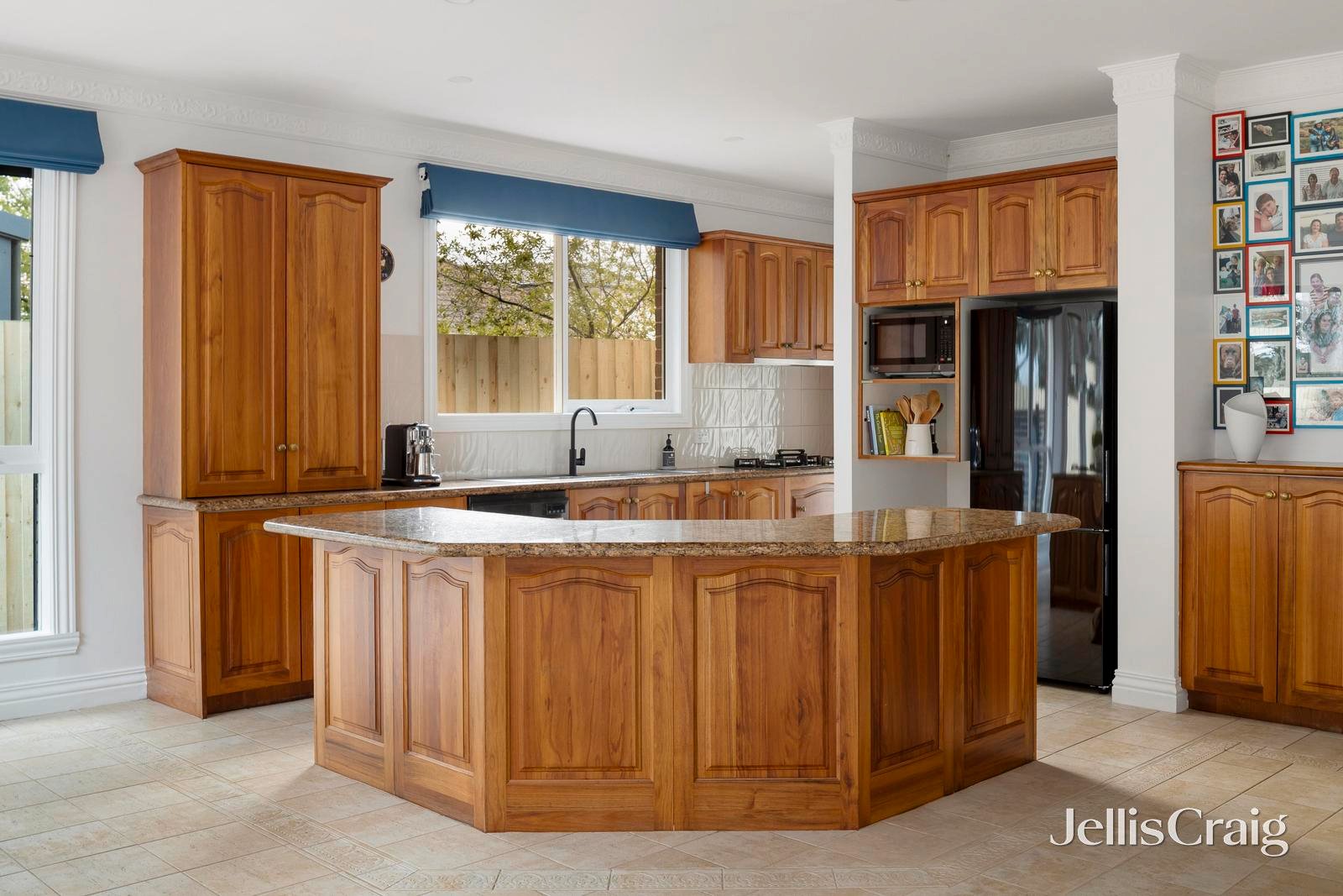 12 Holloway Close, Sandringham image 5