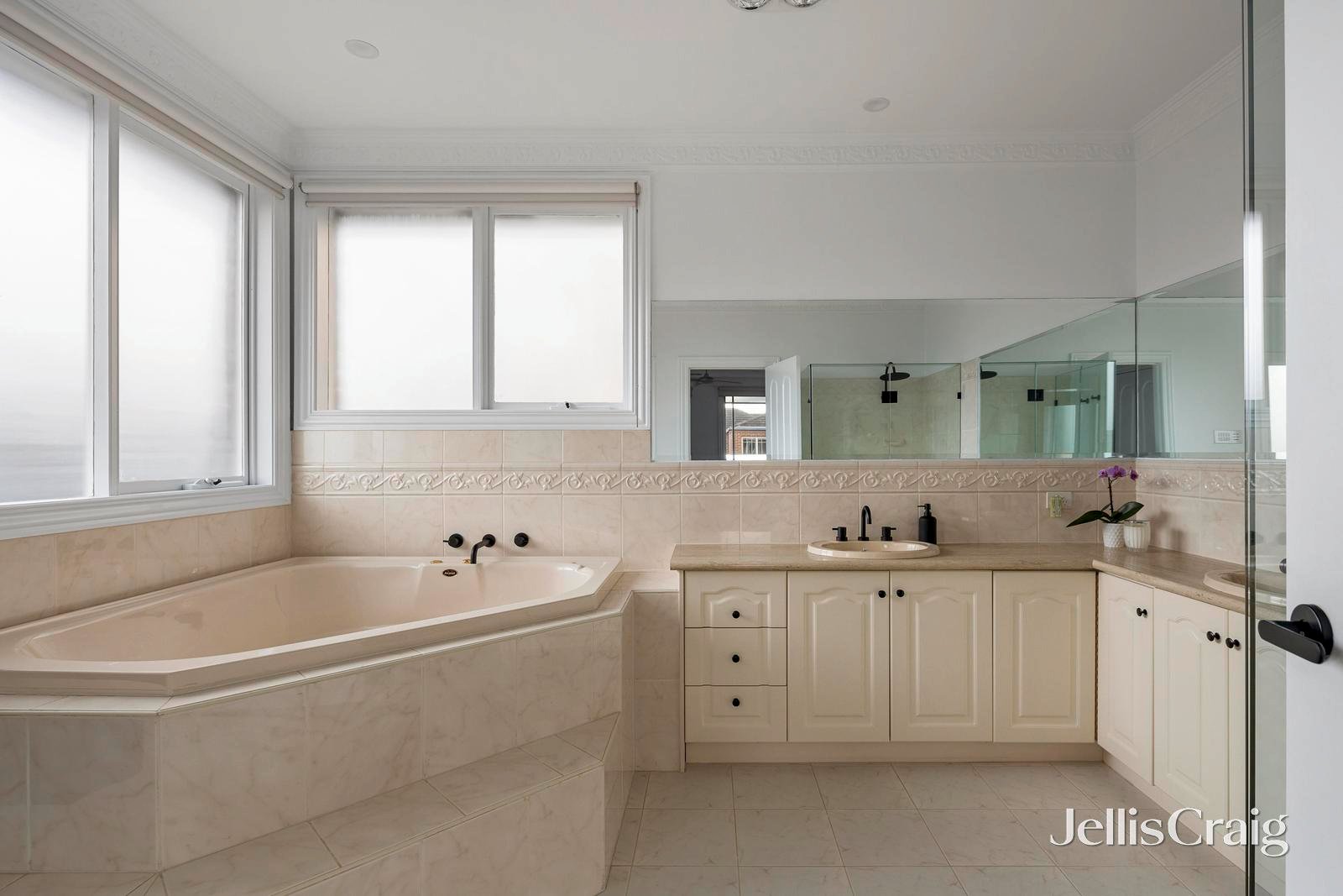 12 Holloway Close, Sandringham image 26