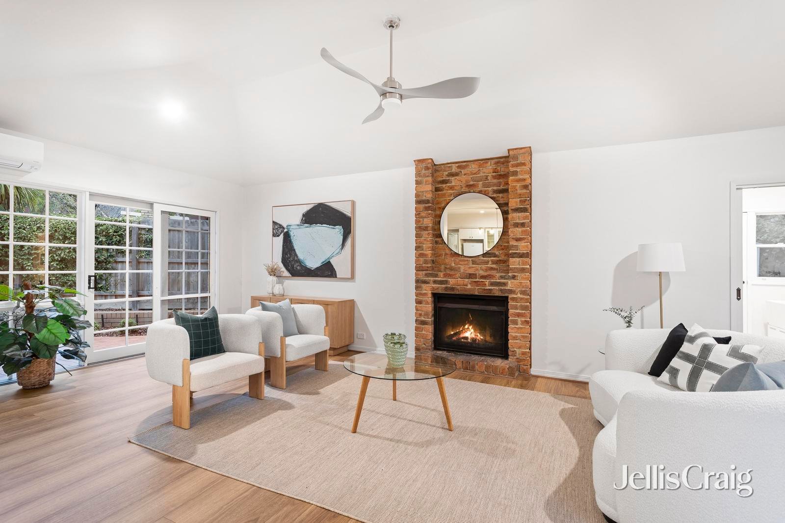 12 Holly Green Close, Donvale image 2