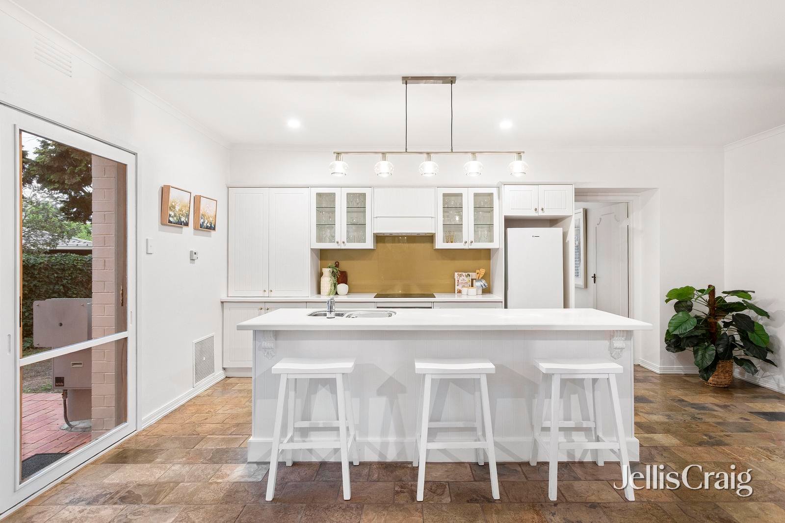 12 Holly Green Close, Donvale image 4