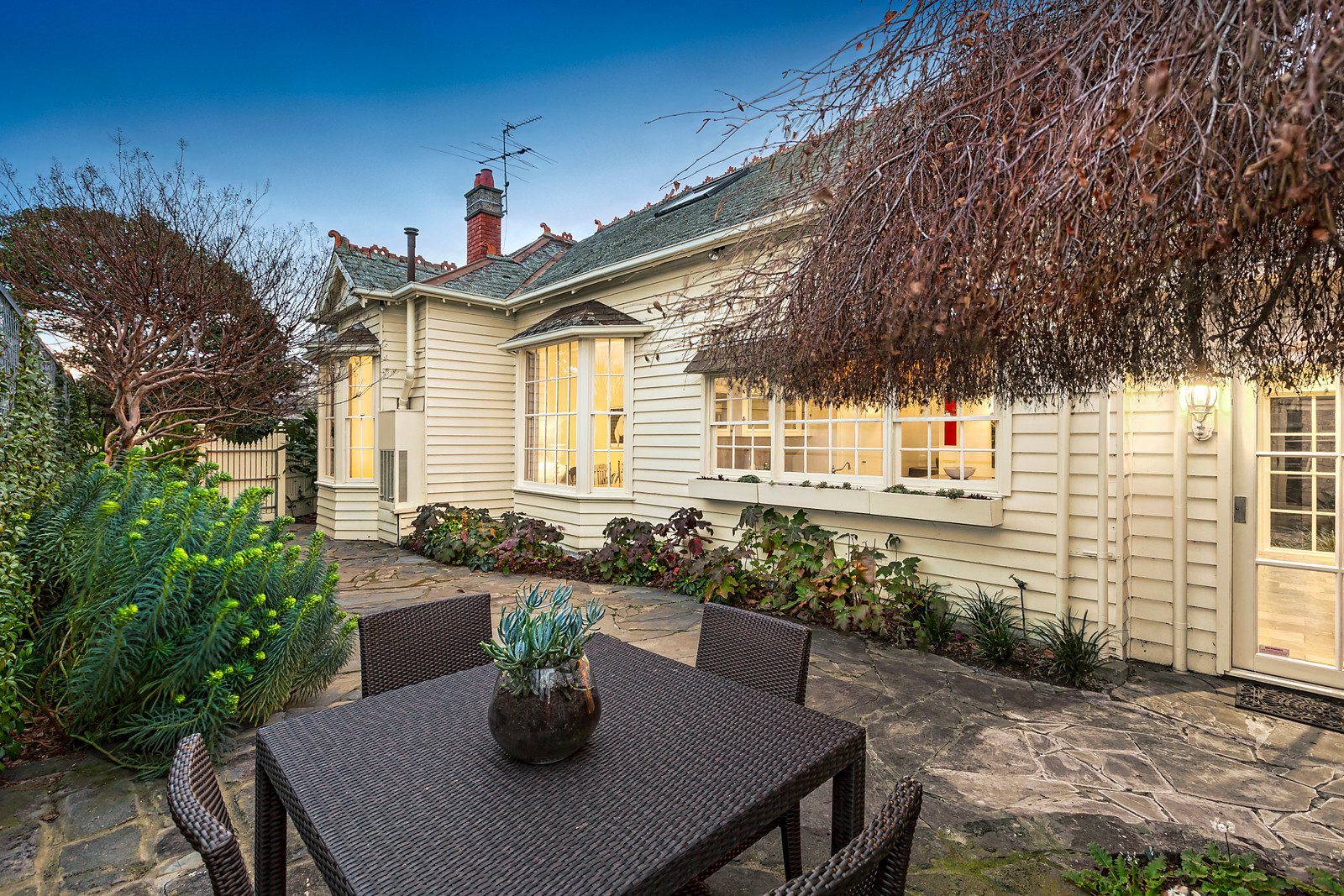 12 Hopetoun Street, Elsternwick image 3