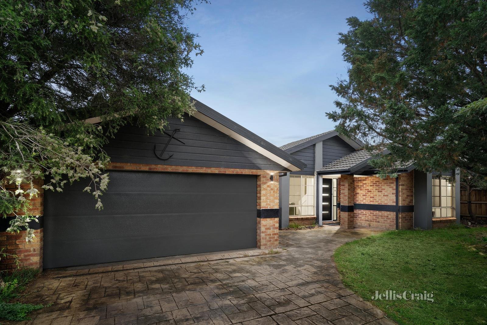 12 Hosie Street, Altona Meadows image 1