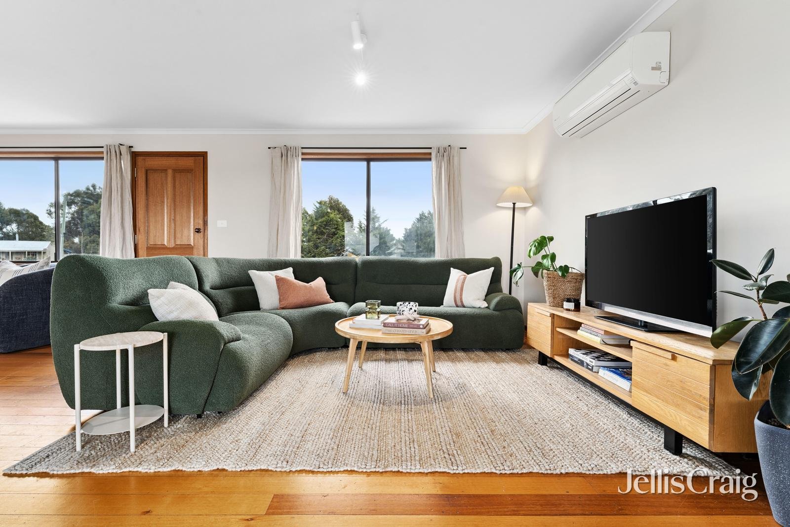 12 Hotham Street, Clunes image 2