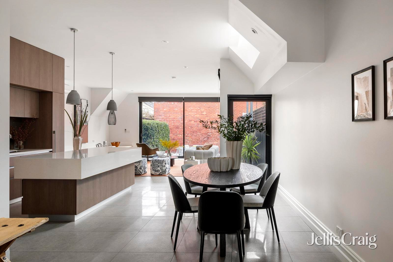 12 Howe Crescent, South&nbsp;Melbourne image 6