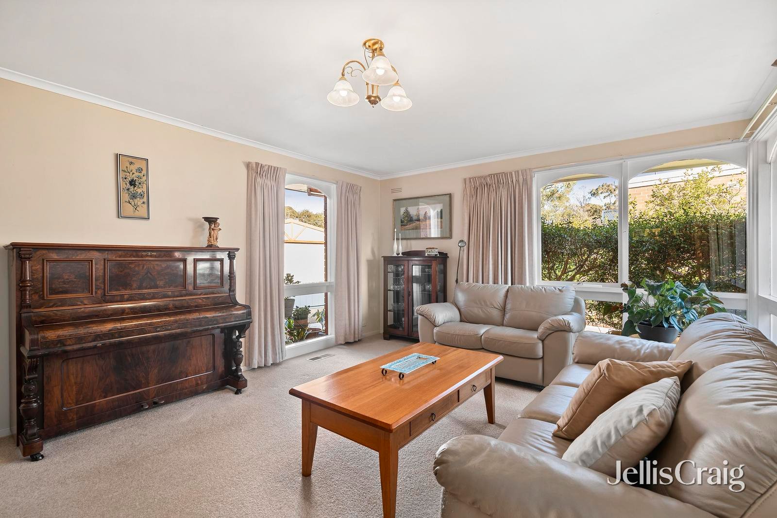 12 Hunter Court, Ringwood&nbsp;East image 2