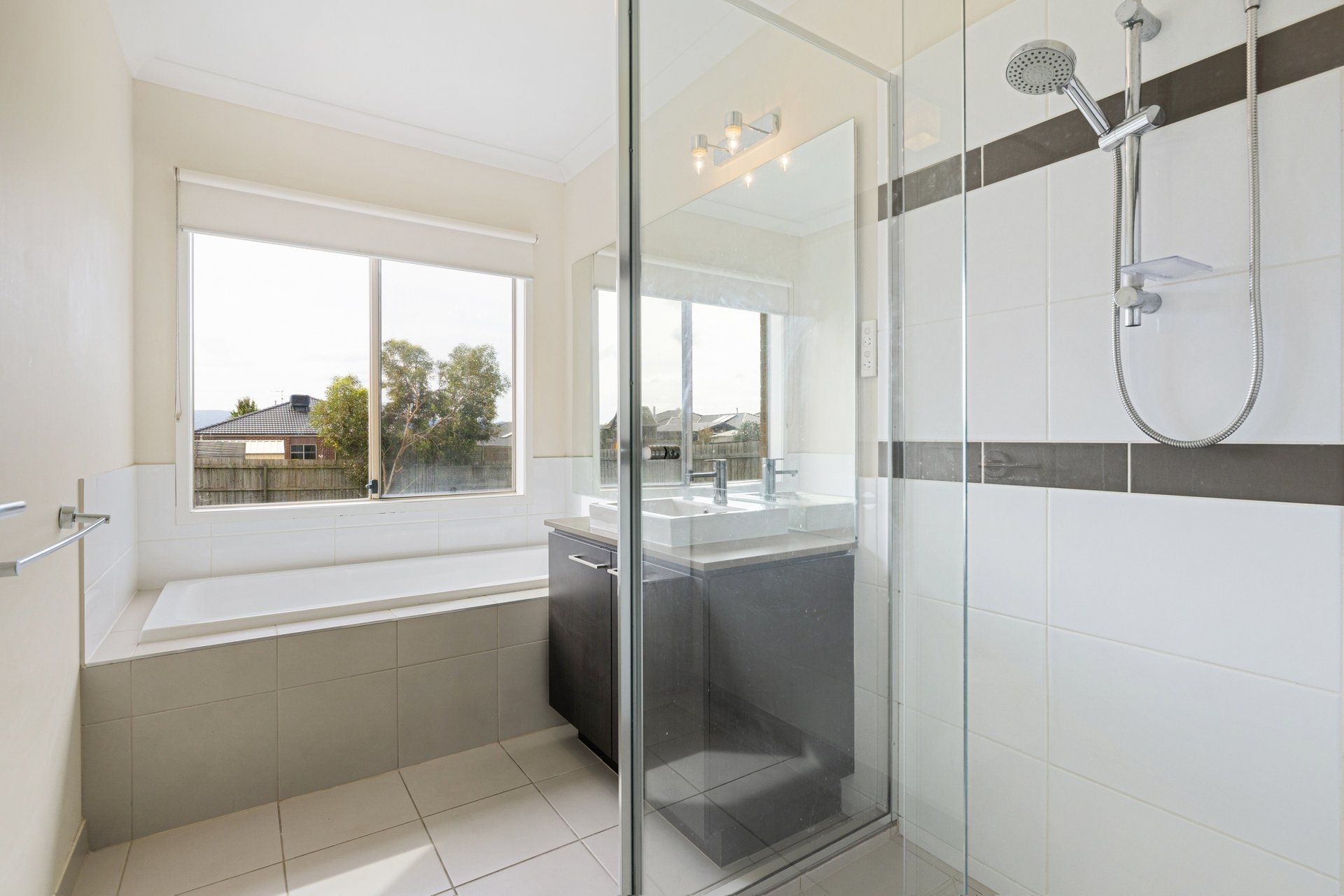 Property Gallery Thumbnail 10