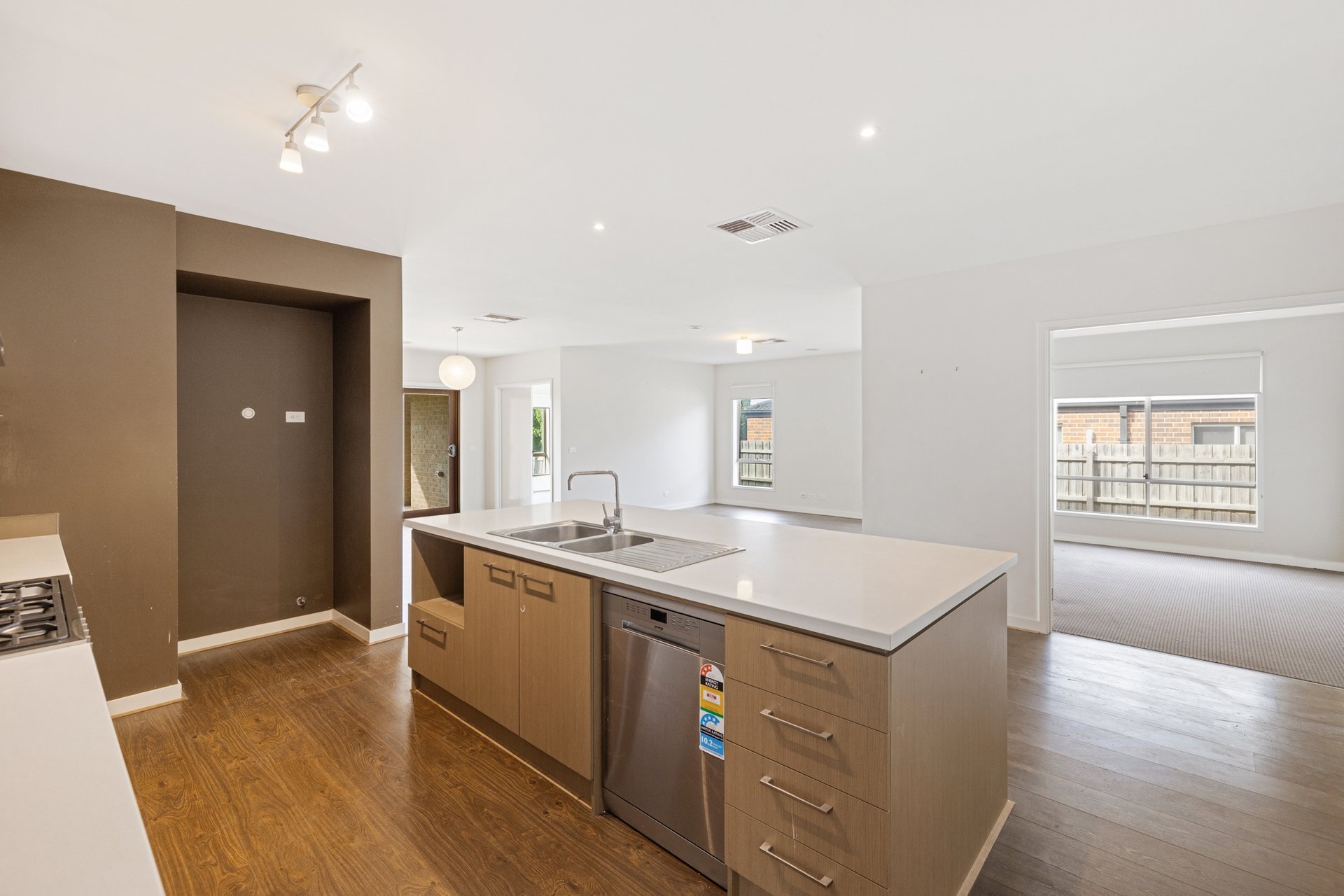 Property Gallery Thumbnail 2