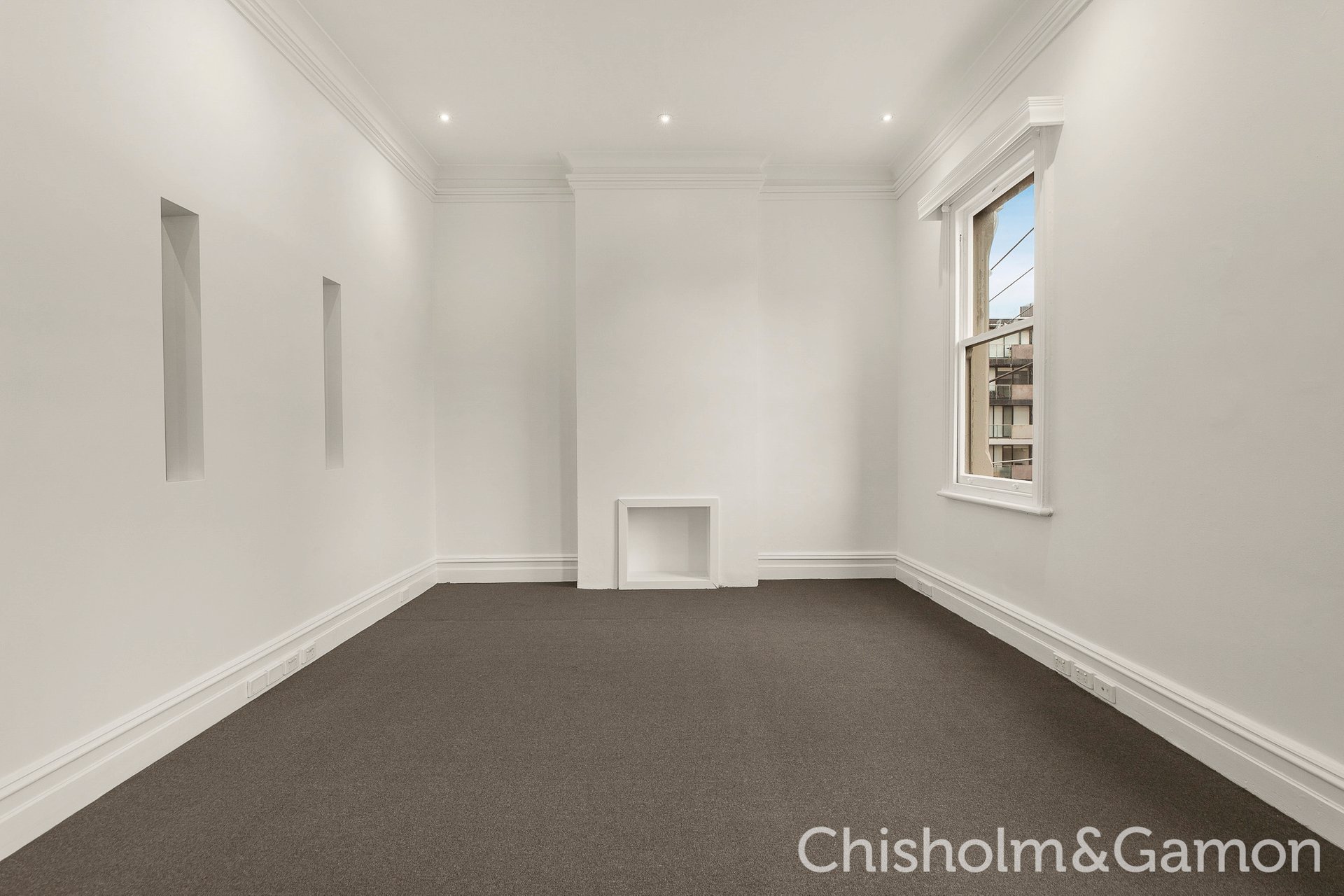12 Inkerman Street, St&nbsp;Kilda image 2
