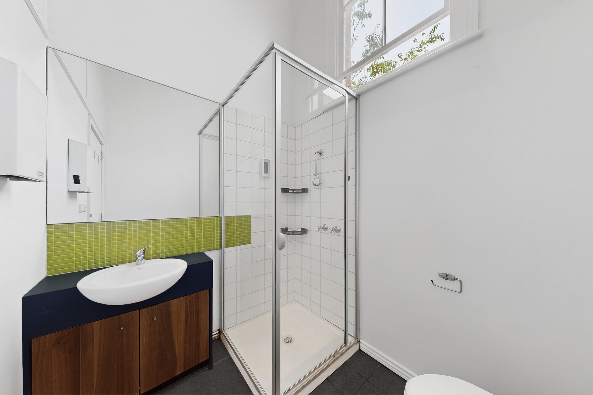 12 Inkerman Street, St&nbsp;Kilda image 11