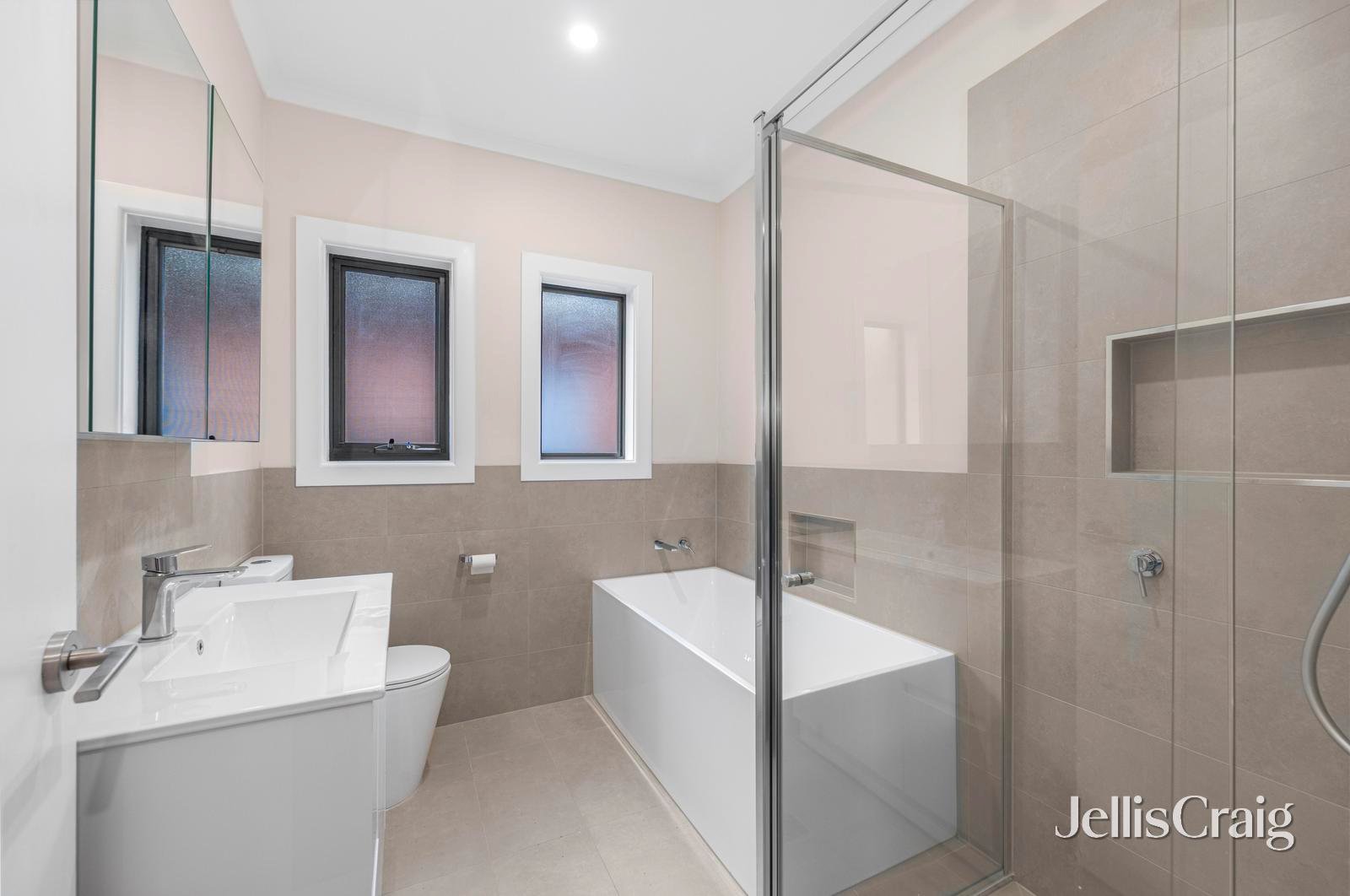 12 Iris Avenue, Wendouree image 6