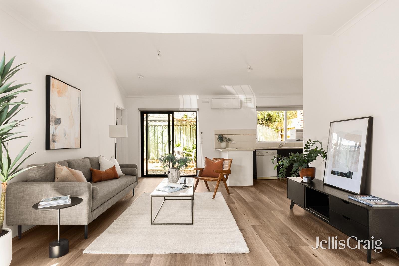 12 James Street, Abbotsford image 3