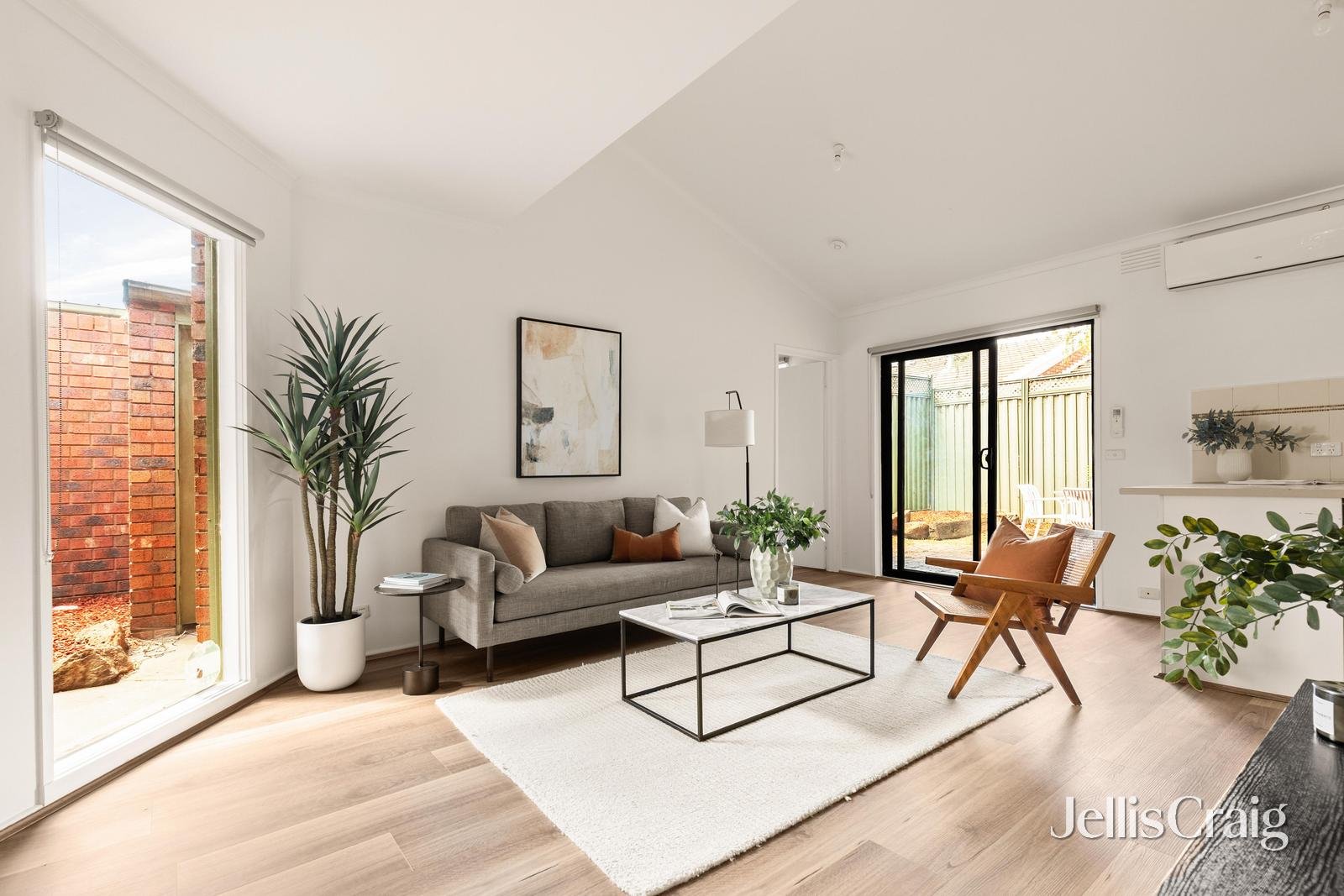12 James Street, Abbotsford image 4