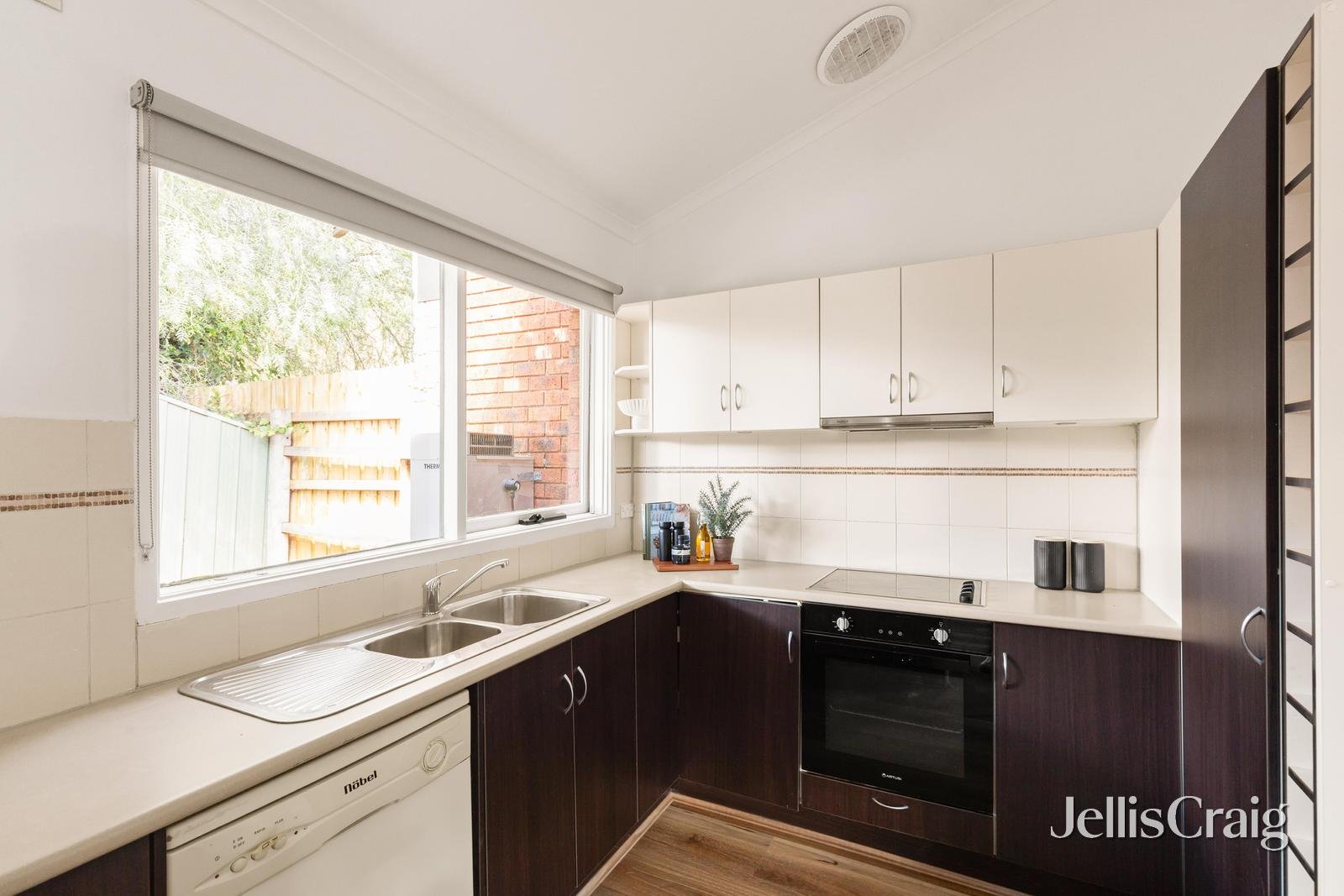 12 James Street, Abbotsford image 5