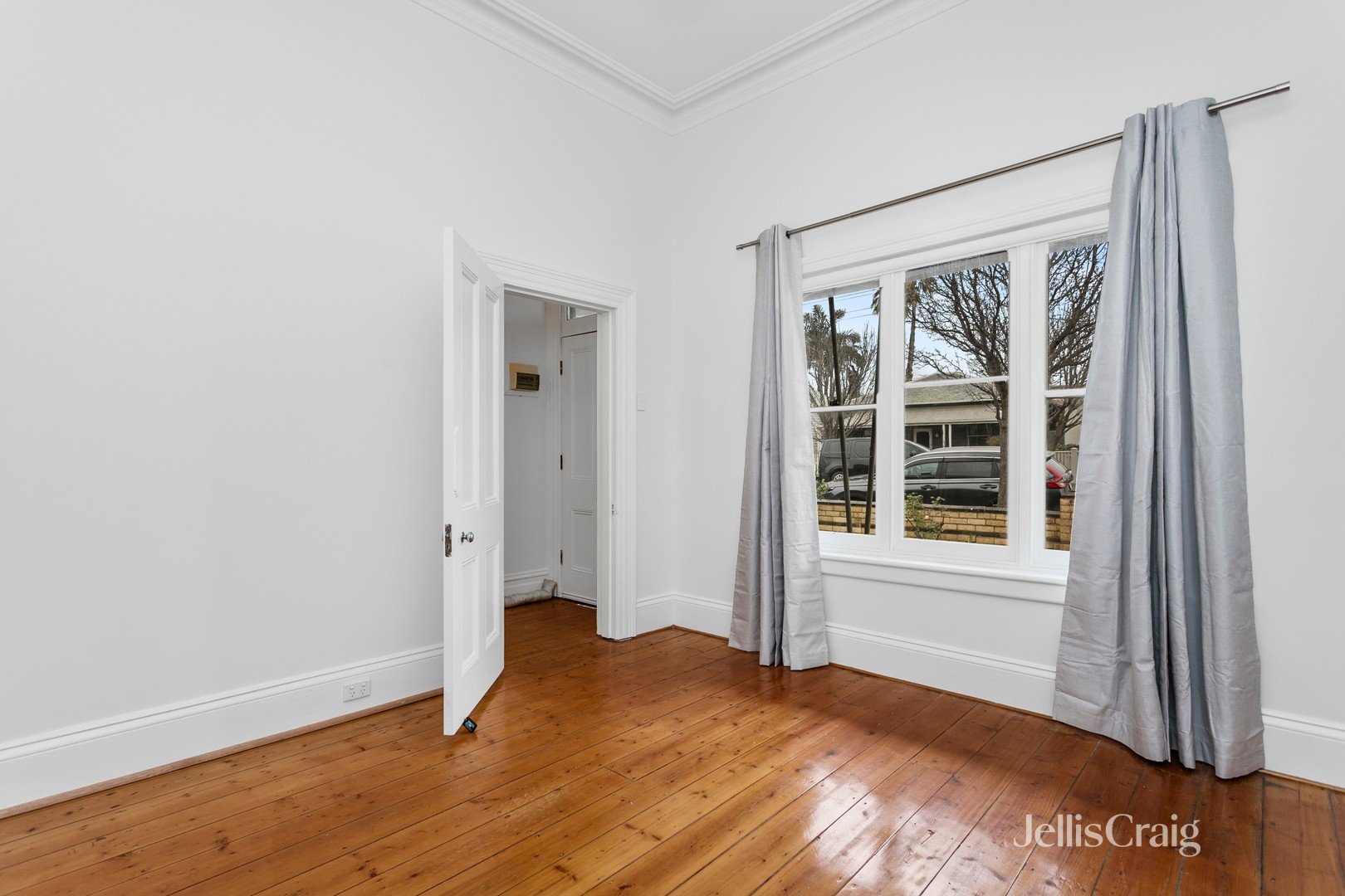 12 James Street, Williamstown image 5