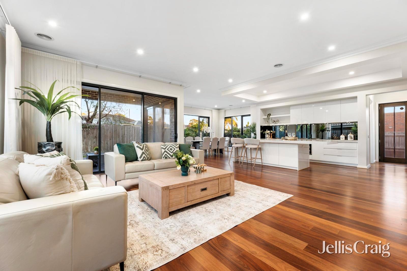 12 Jarrah Court, Glen&nbsp;Waverley image 3