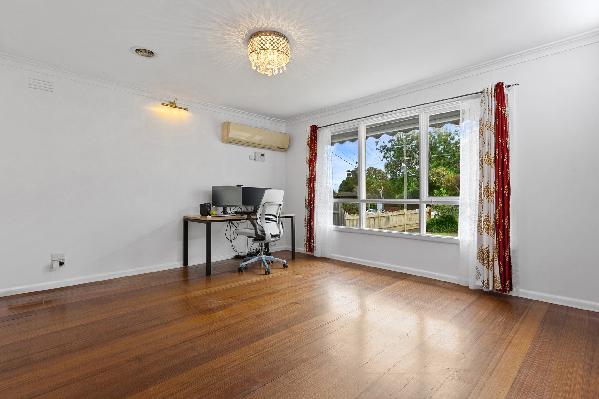 12 Jolimont Road, Forest&nbsp;Hill image 2