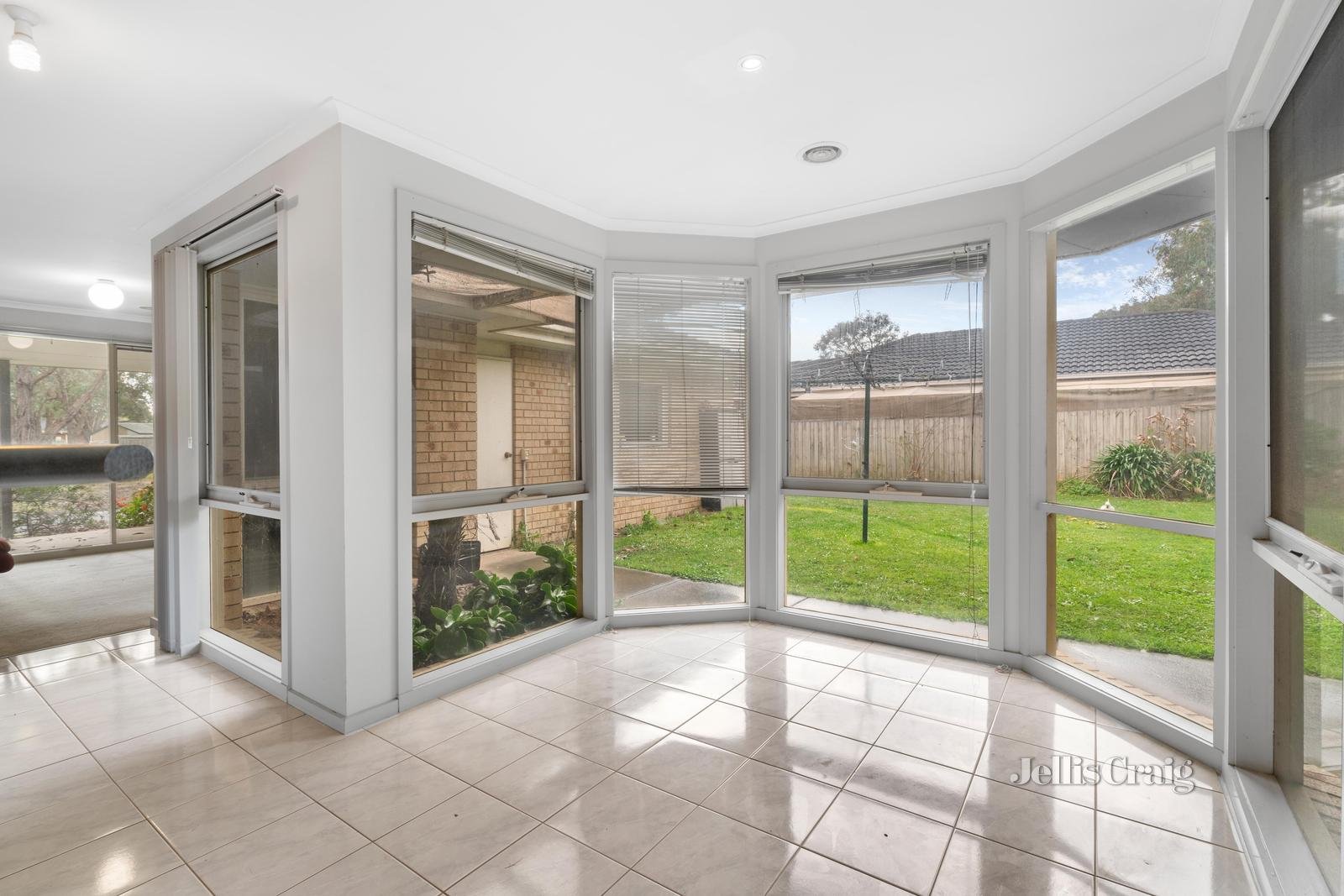 12 Joyce Court, Bayswater North image 4