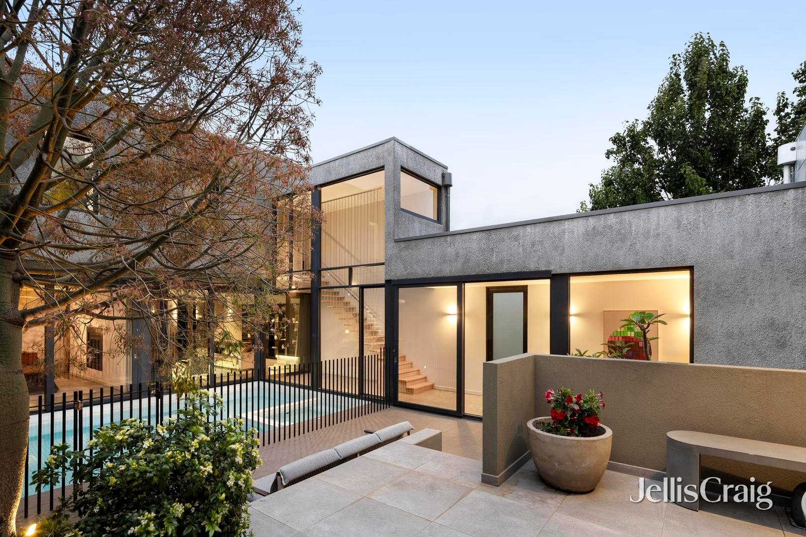 12 Joyce St, Elwood image 4