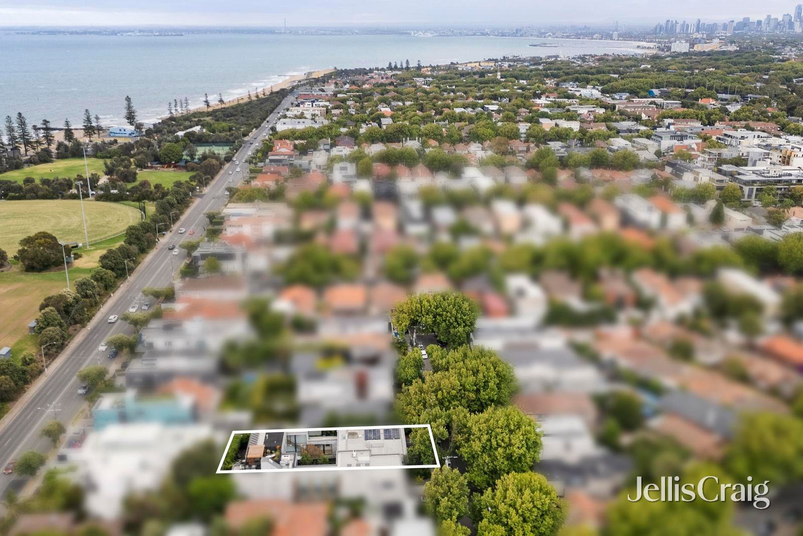 12 Joyce St, Elwood image 8