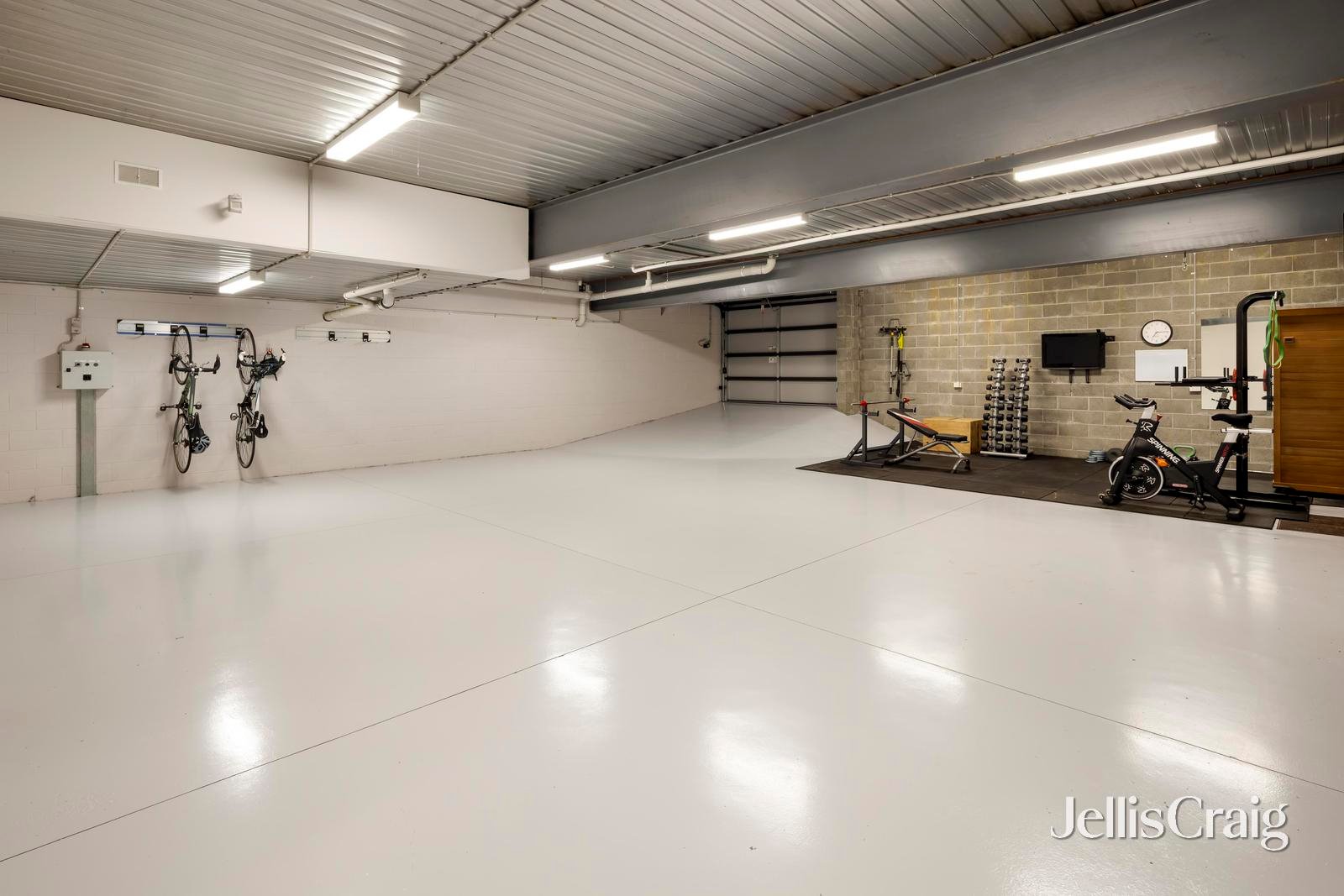 12 Joyce St, Elwood image 16