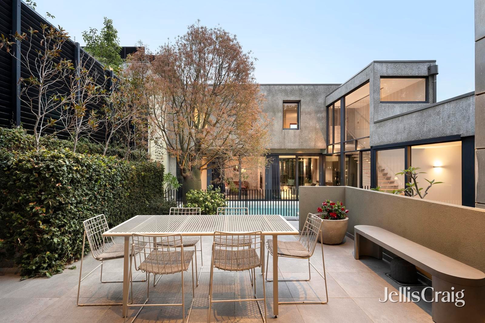 12 Joyce Street, Elwood image 4