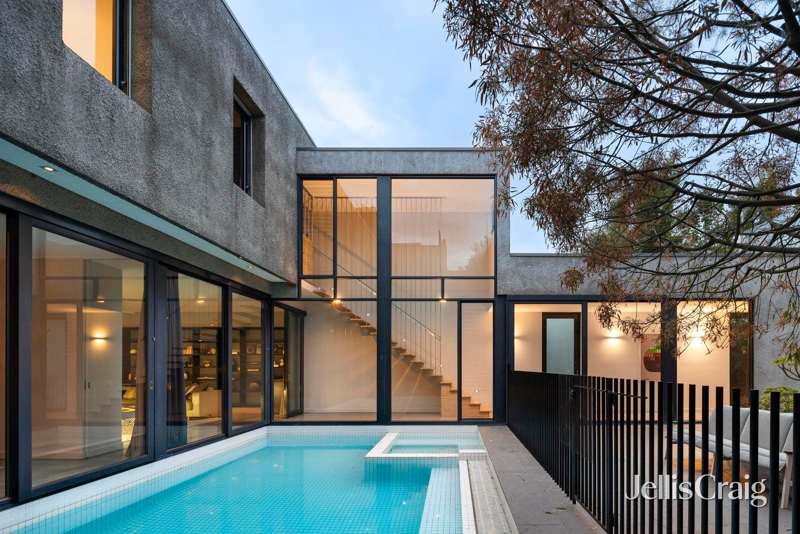 12 Joyce Street, Elwood image 9