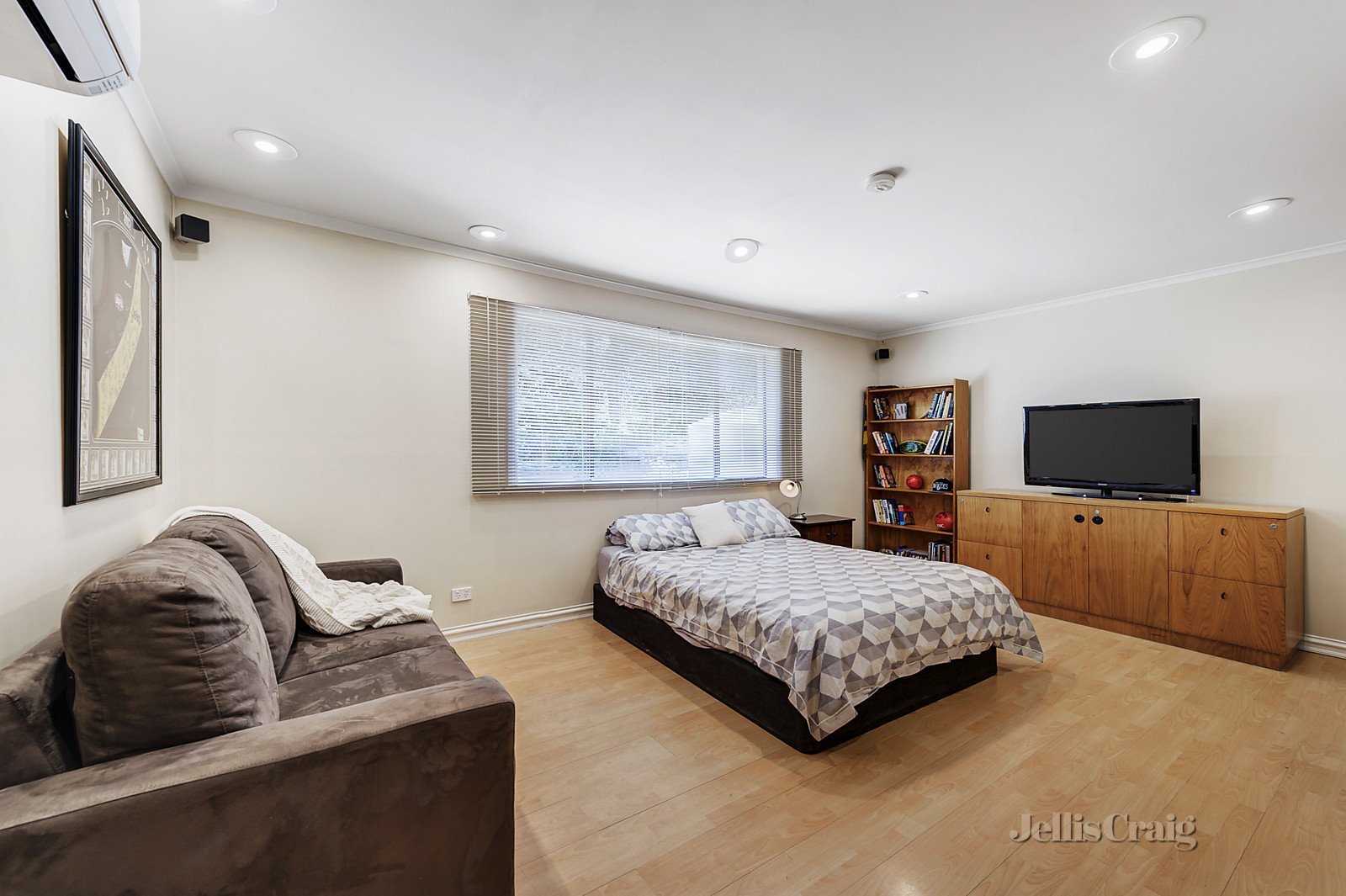 12 Joyce Street, Nunawading image 6