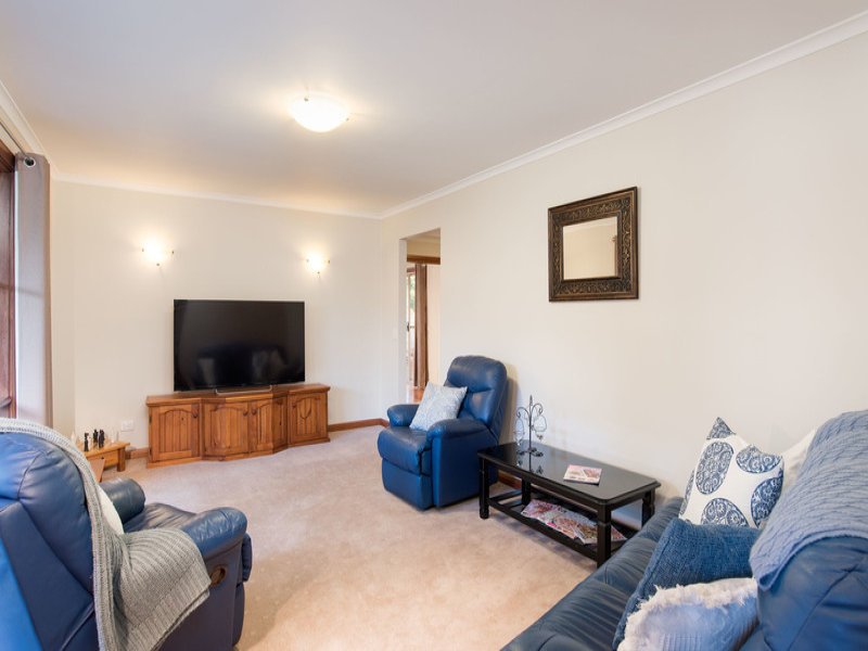 12 Kambora Court, Mooroolbark image 4