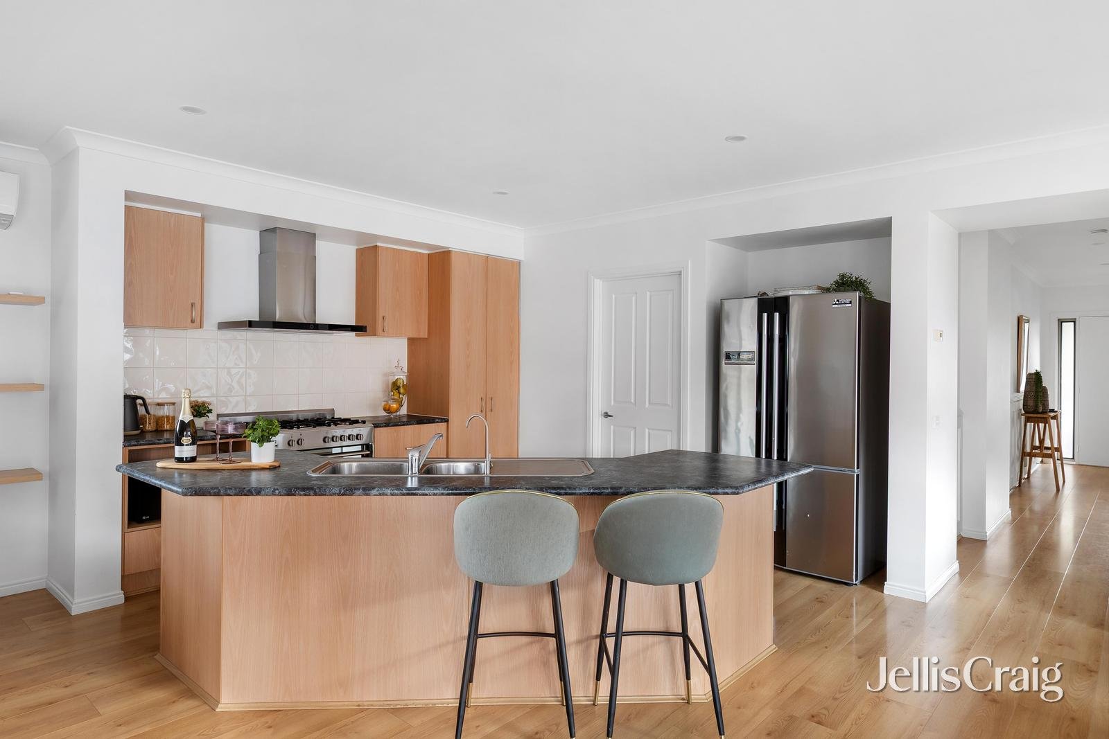 12 Kilburnie Drive, Mernda image 3