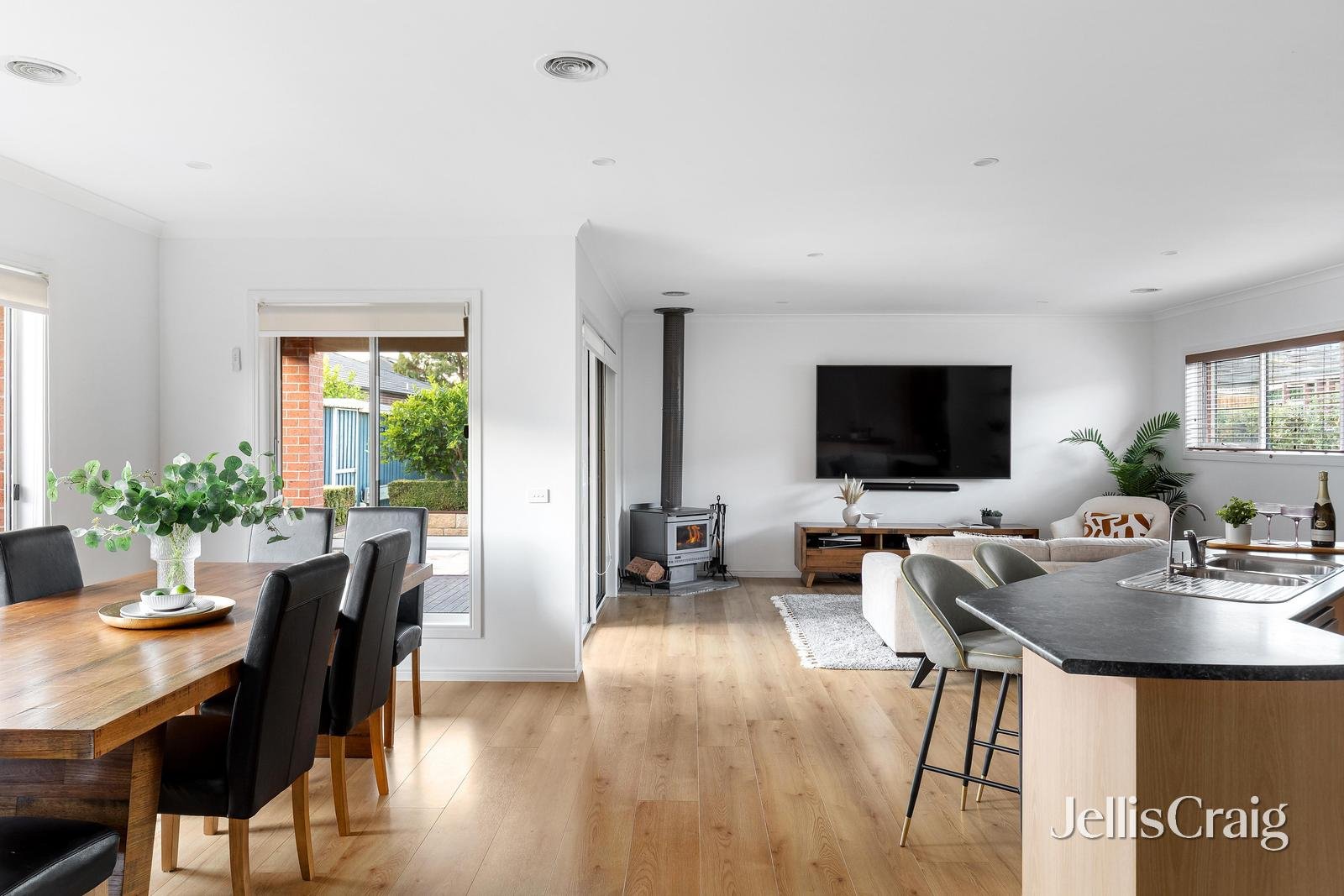 12 Kilburnie Drive, Mernda image 5