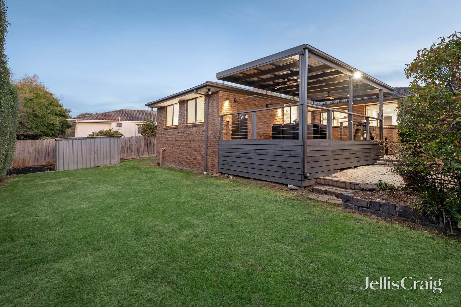 12 Kingsbridge Court, Croydon Hills image 16