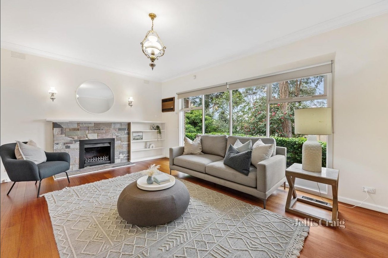 12 Knaith Road, Ringwood&nbsp;East image 2