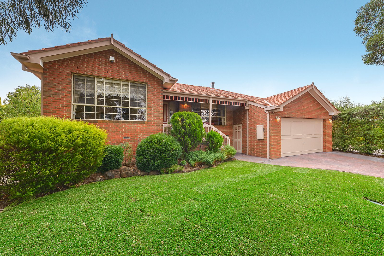 12 Knee Lane, Croydon North image 10