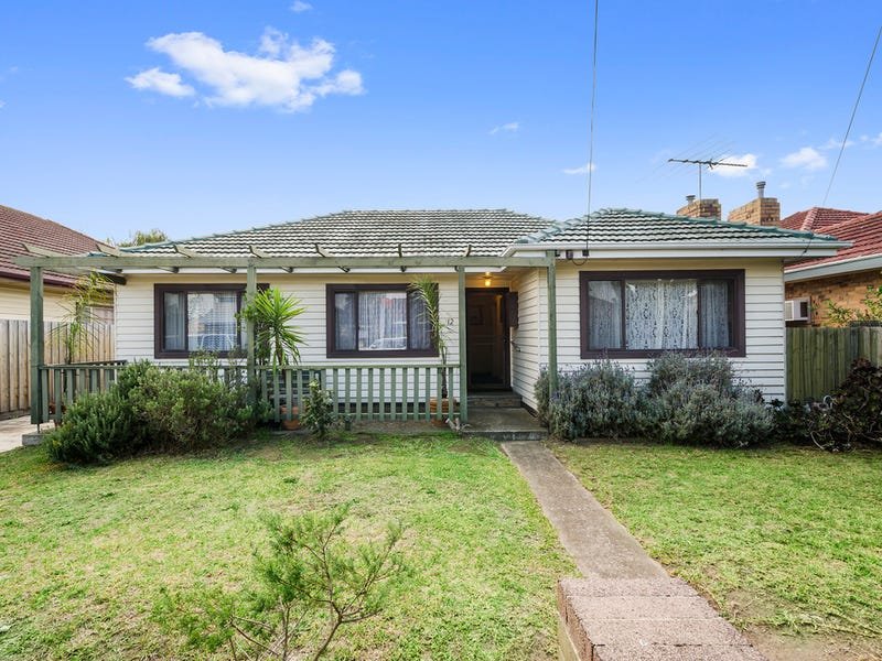 12 Kookaburra Street, Altona image 2