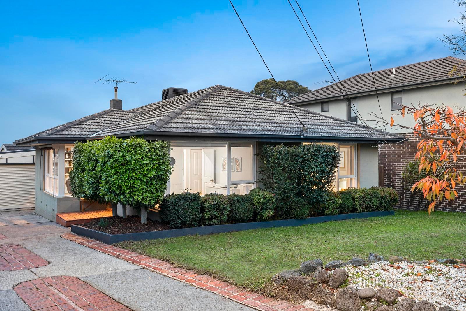 12 Langford Crescent, Donvale image 2