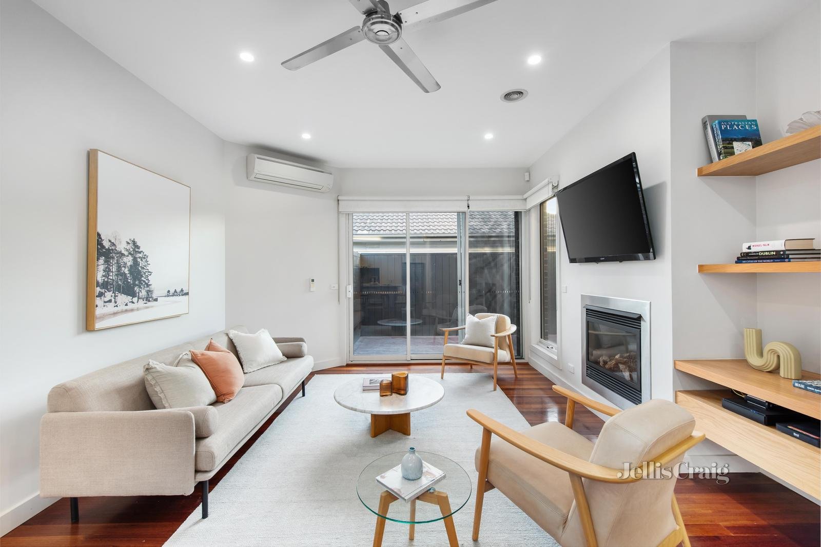 12 Langslow Street, Bentleigh East image 2