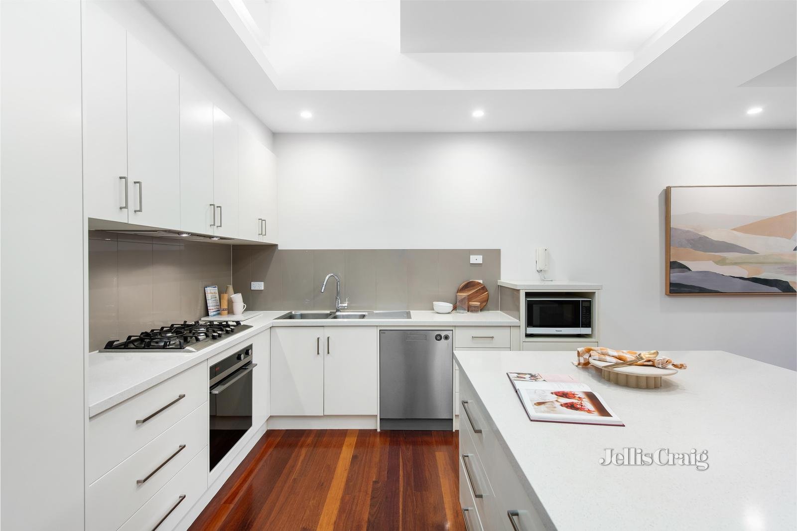 12 Langslow Street, Bentleigh East image 4