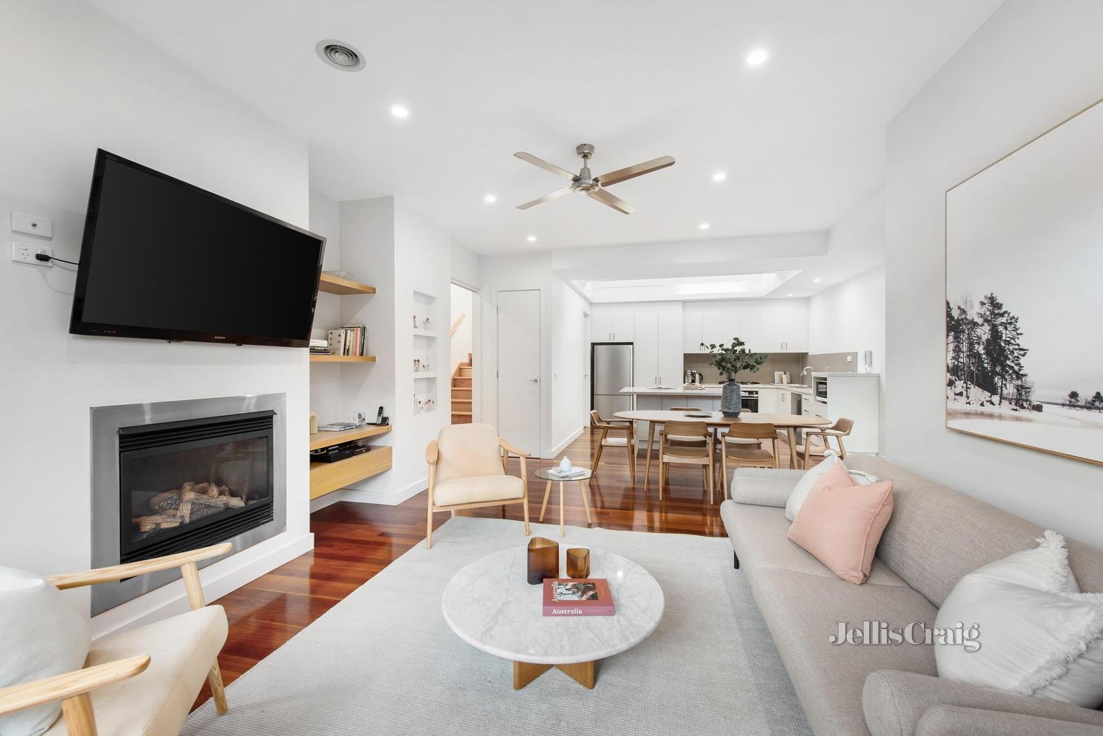12 Langslow Street, Bentleigh East image 5