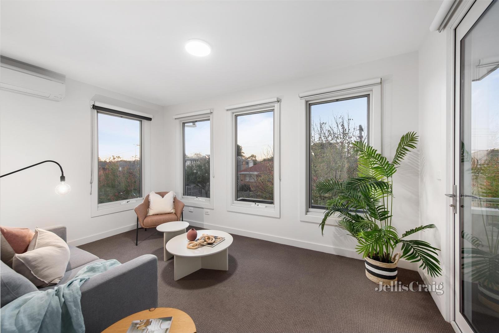 12 Langslow Street, Bentleigh East image 8